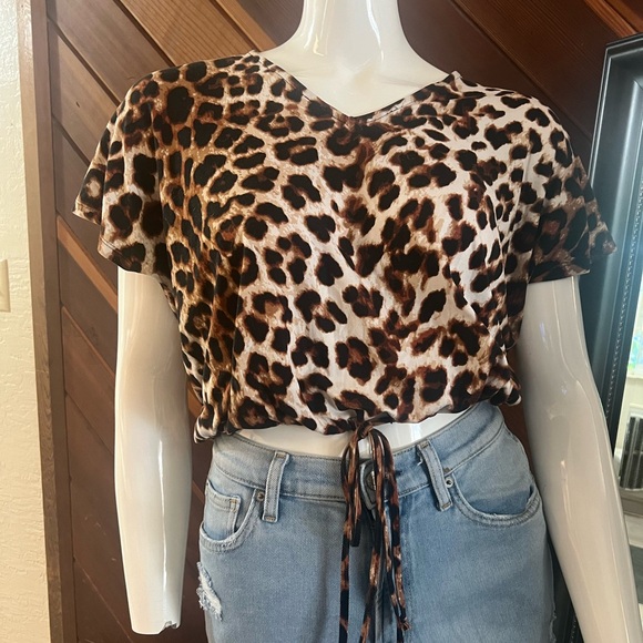 Leopard print crop top - Picture 2 of 3